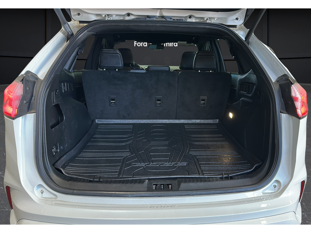 2022 Ford Edge ST