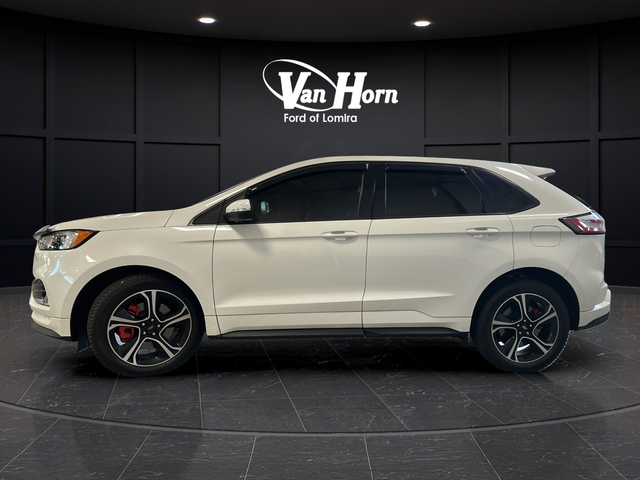 2022 Ford Edge ST