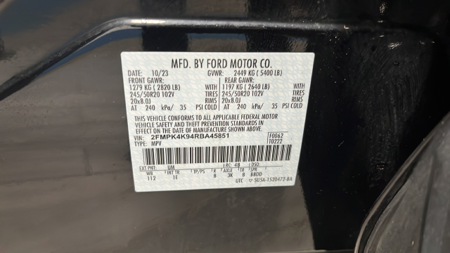 2024 Ford Edge Titanium