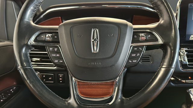 2018 Lincoln Navigator Select