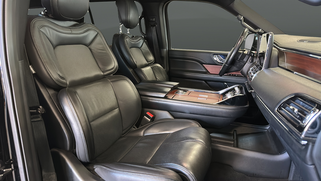 2018 Lincoln Navigator Select