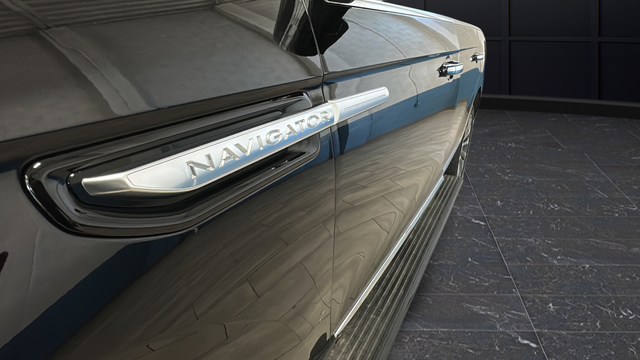 2018 Lincoln Navigator Select