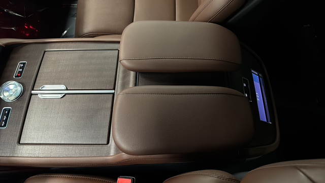 2025 Lincoln Navigator L Reserve