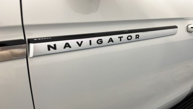 2025 Lincoln Navigator L Reserve