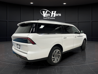 2025 Lincoln Navigator L Reserve