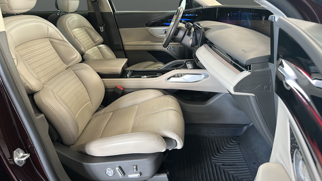2024 Lincoln Nautilus Reserve