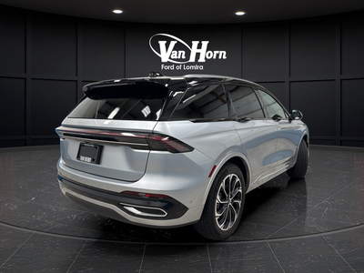 2024 Lincoln Nautilus Reserve