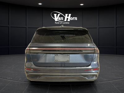 2024 Lincoln Nautilus Black Label