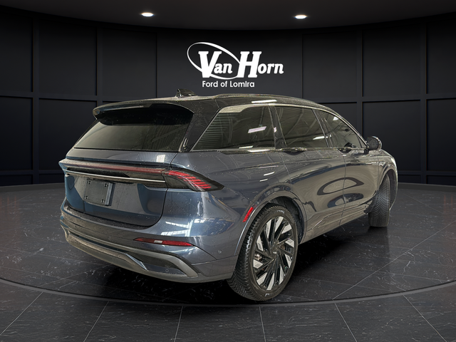 2024 Lincoln Nautilus Black Label