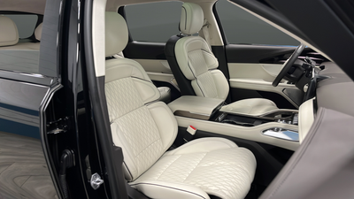 2025 Lincoln Nautilus Black Label
