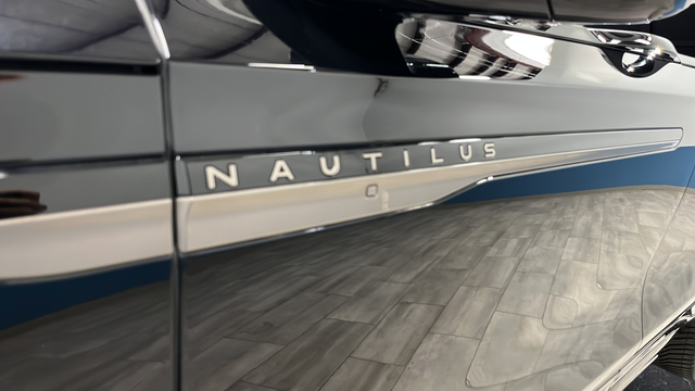 2025 Lincoln Nautilus Black Label
