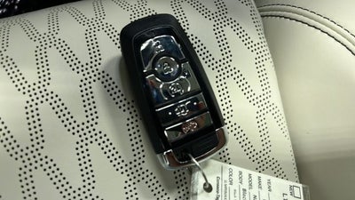 2025 Lincoln Nautilus Black Label