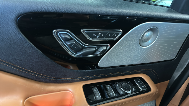 2020 Lincoln Aviator Plug-In Hybrid Black Label Grand Touring