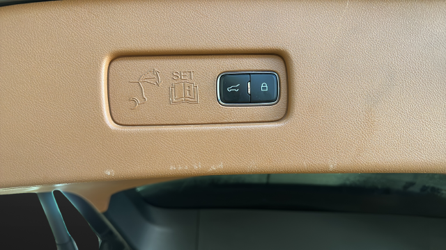 2020 Lincoln Aviator Plug-In Hybrid Black Label Grand Touring