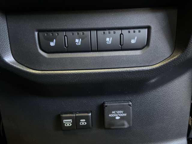 2023 Toyota Tundra Hybrid 1794 Edition