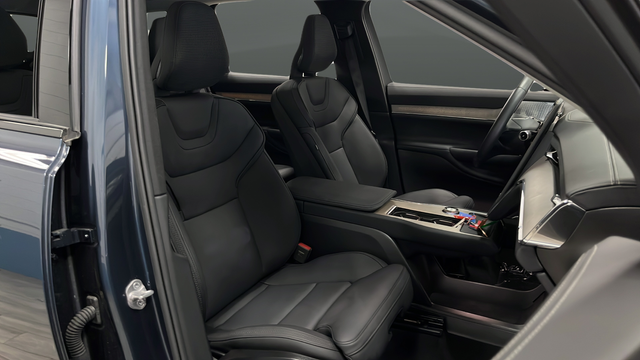 2025 Volvo EX90 Twin Motor Performance Ultra 7-Seater