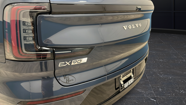 2025 Volvo EX90 Twin Motor Performance Ultra 7-Seater