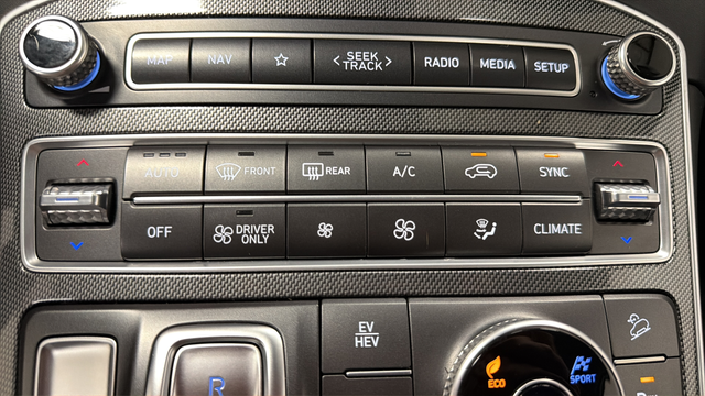 2022 Hyundai Santa Fe Plug-In Hybrid Limited