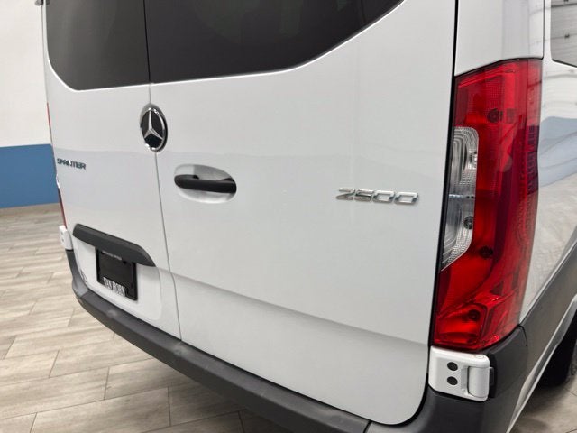2025 Mercedes-Benz Sprinter 2500 Passenger 170 WB High Roof