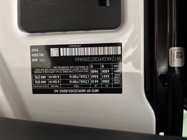 2025 Mercedes-Benz Sprinter 2500 Passenger 170 WB High Roof