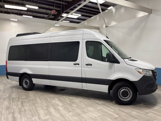 2025 Mercedes-Benz Sprinter 2500 Passenger 170 WB High Roof