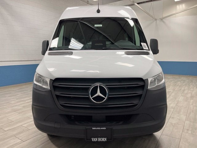 2025 Mercedes-Benz Sprinter 2500 Passenger 170 WB High Roof