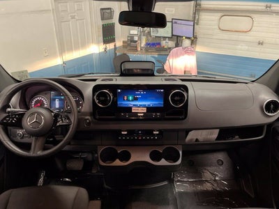 2025 Mercedes-Benz Sprinter 2500 Passenger 170 WB High Roof