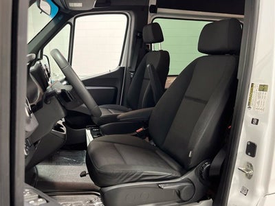 2025 Mercedes-Benz Sprinter 2500 Passenger 170 WB High Roof