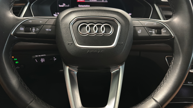 2022 Audi Q5 45 S line Premium quattro