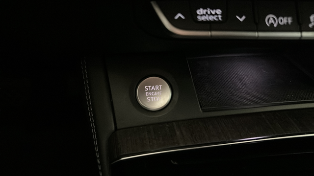 2022 Audi Q5 45 S line Premium quattro