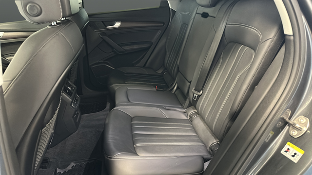2022 Audi Q5 45 S line Premium quattro