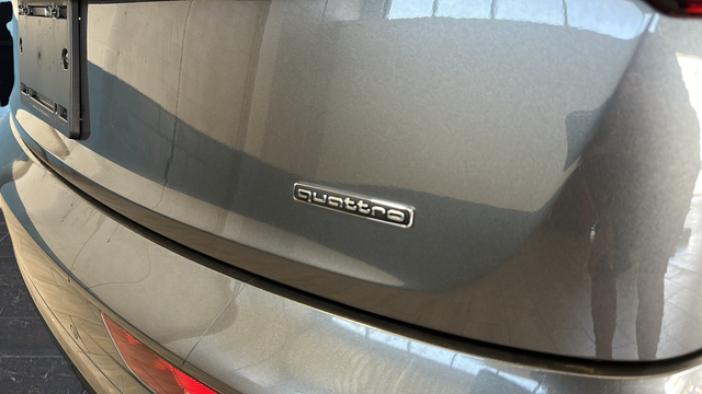 2022 Audi Q5 45 S line Premium quattro