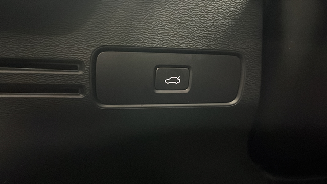 2023 Volvo C40 Recharge Pure Electric Ultimate