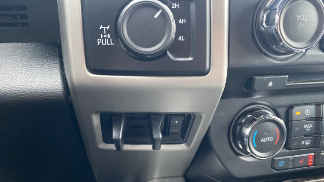 2017 Ford F-350SD Lariat