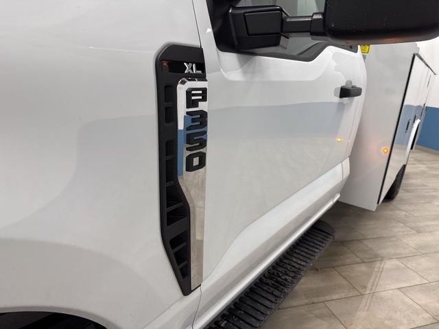 2025 Ford F-350SD XL DRW