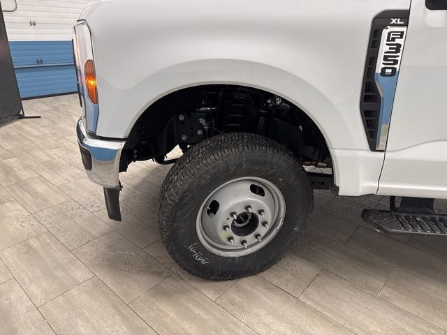 2025 Ford F-350SD XL DRW