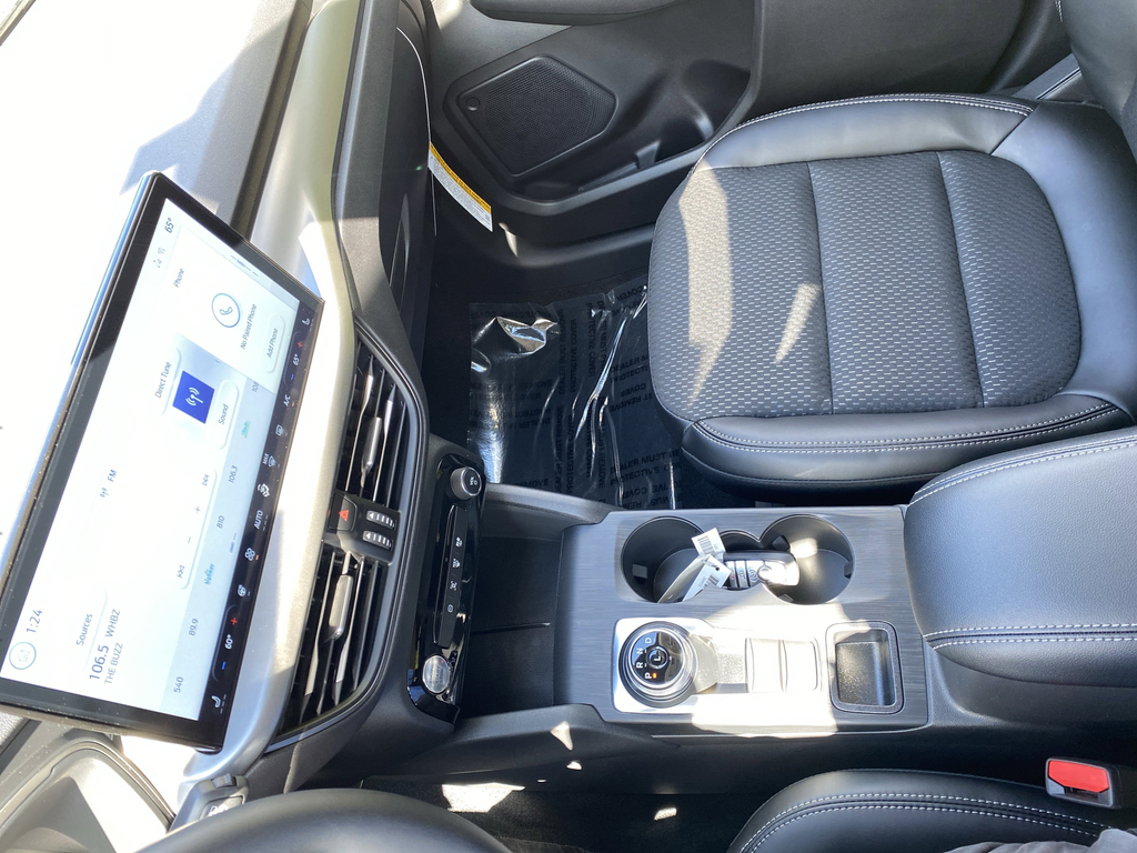 2025 Ford Escape Plug-In Hybrid Base