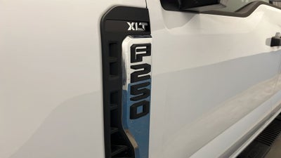2026 Ford F-250SD XLT