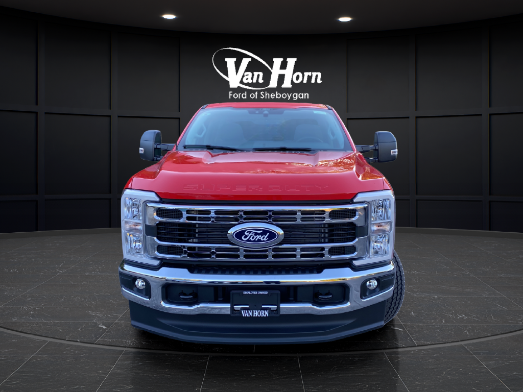 2027 Ford F-250SD XLT