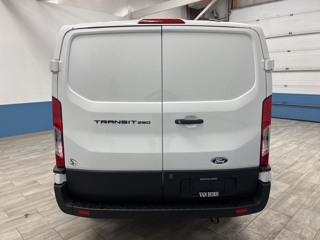 2026 Ford Transit Cargo T-250
